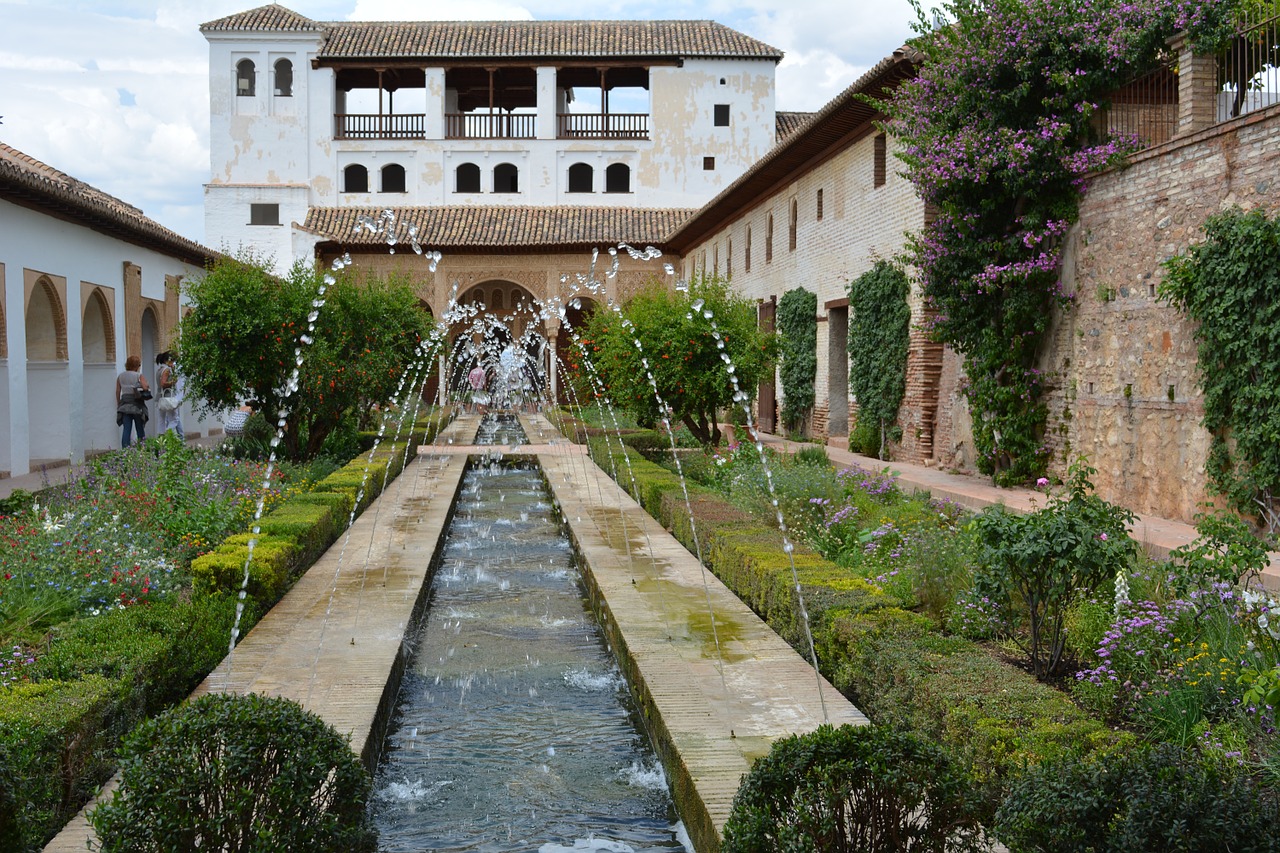 alhambra andalusia landscape free photo