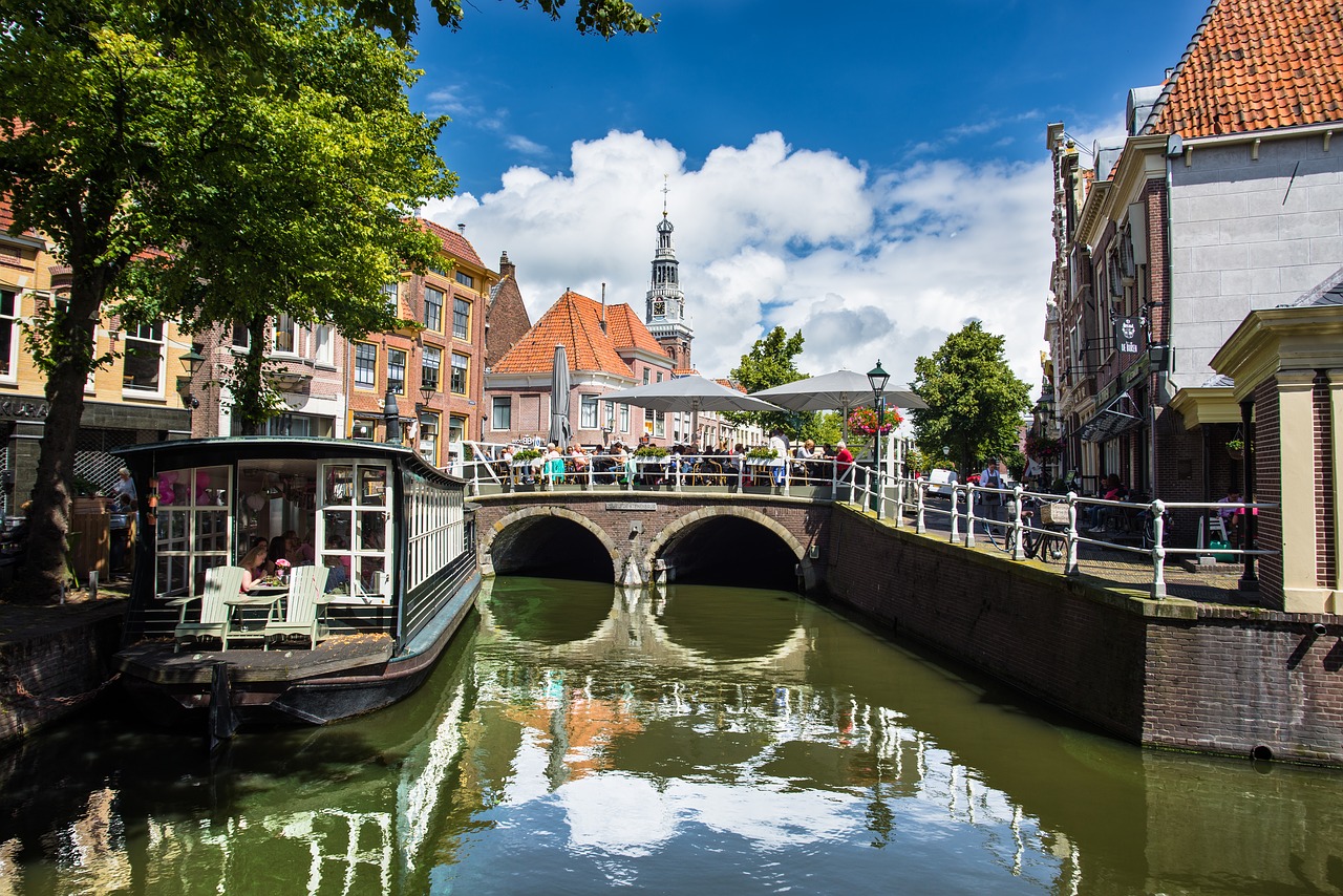 alkmaar channels water free photo