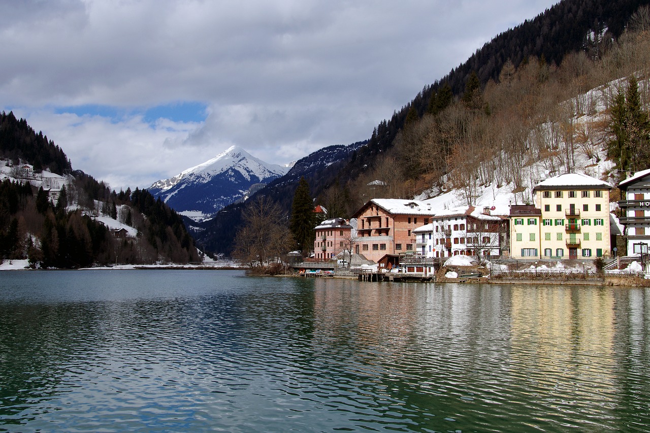 alleghe lake dolomites free photo