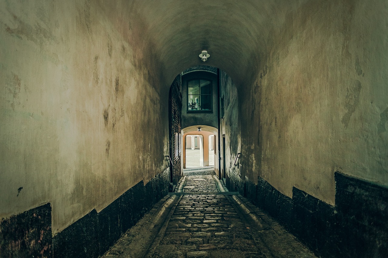 alley passage stockholm free photo