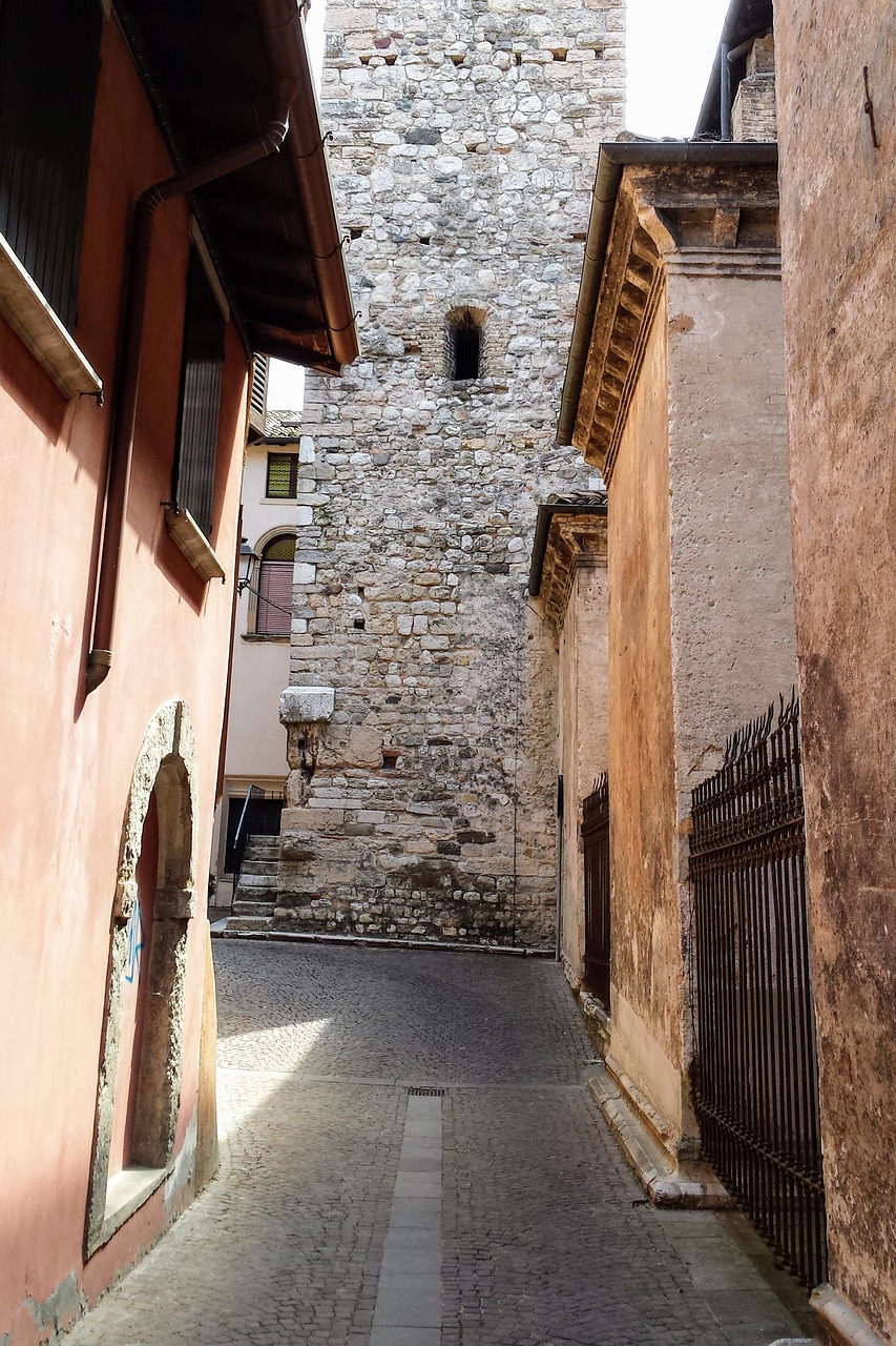 alley street italy free photo