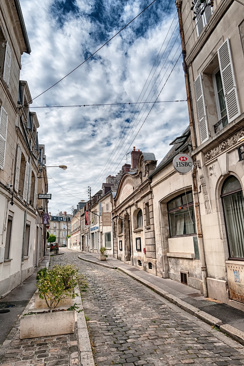 alley soissons picardy free photo