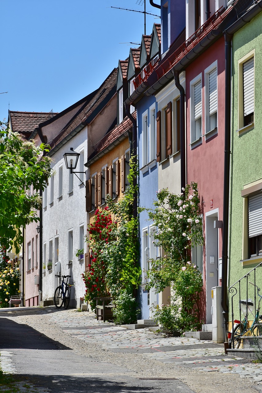 alley  road  architecture free photo