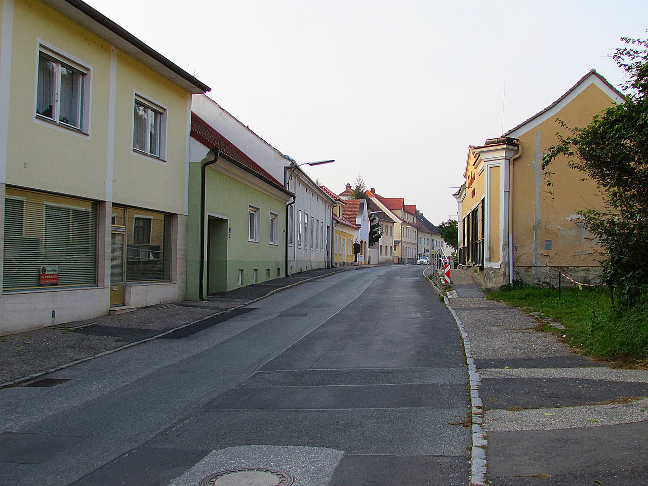 alley old town homes free photo