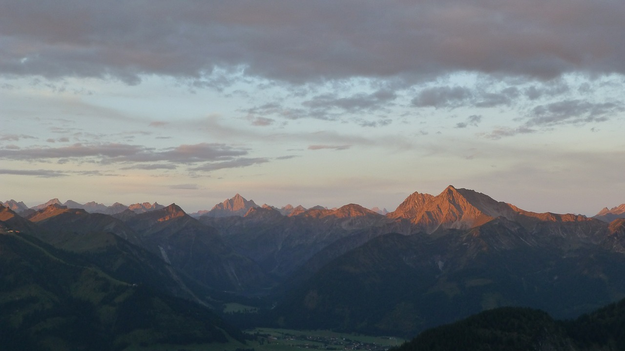 allgäu sunrise mountains free photo