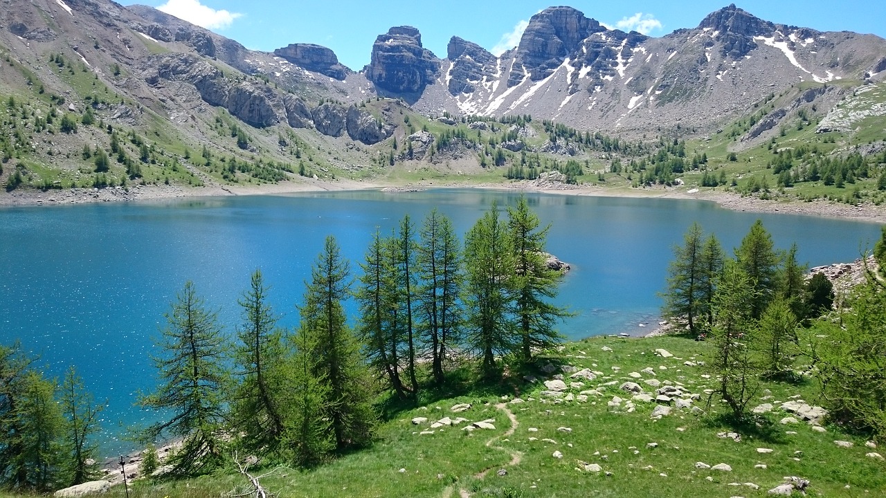 allos lake southern alps in the summer free photo
