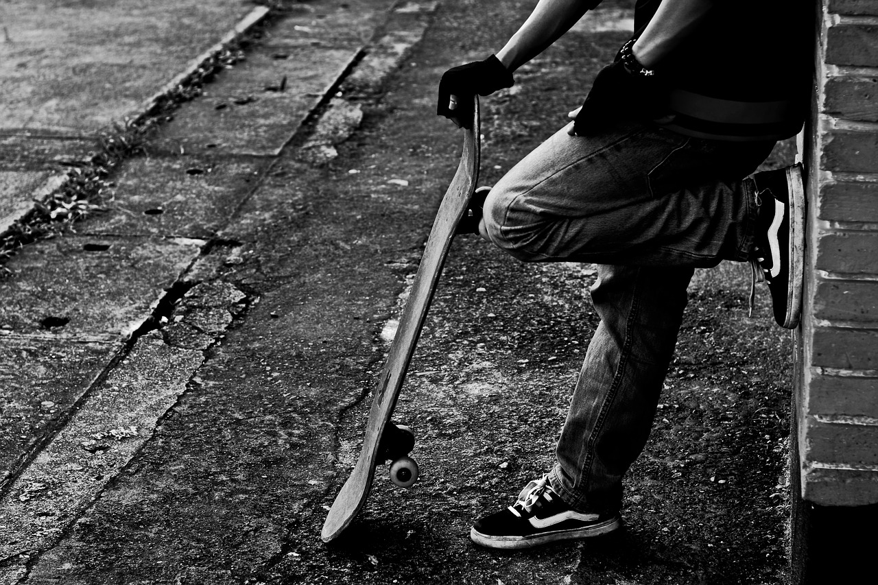 alone skate black and white free photo