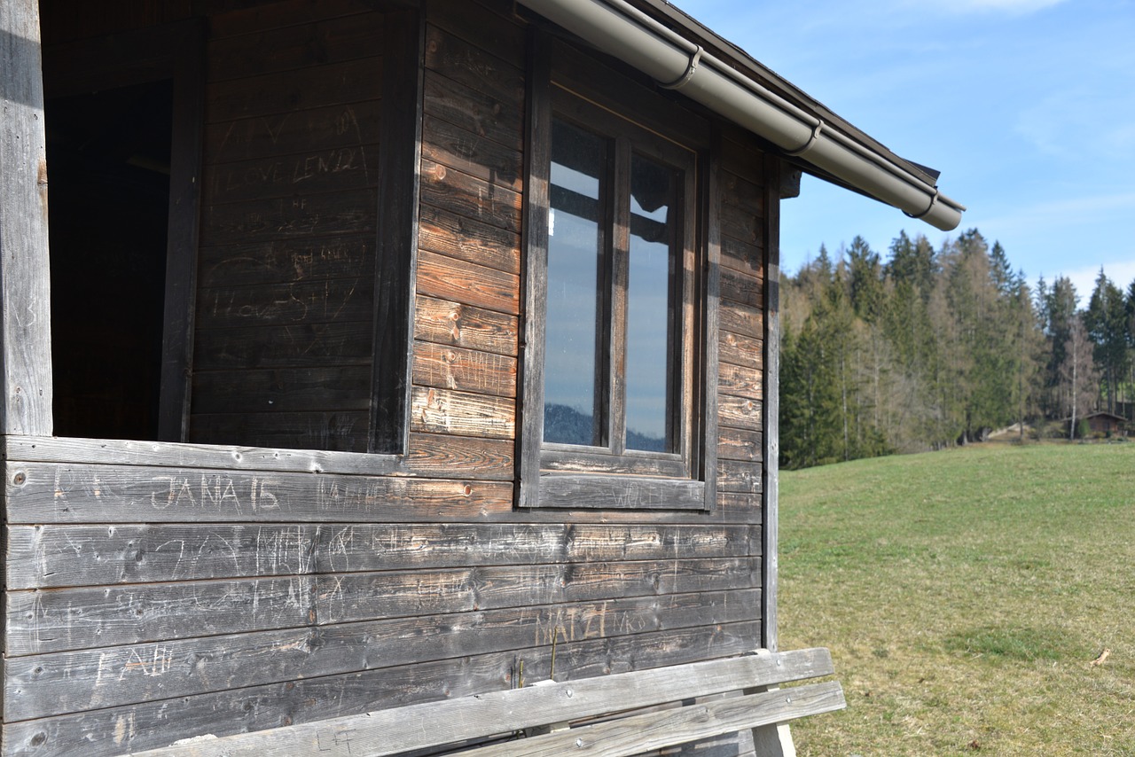 alpine hut wood mountain hut free photo