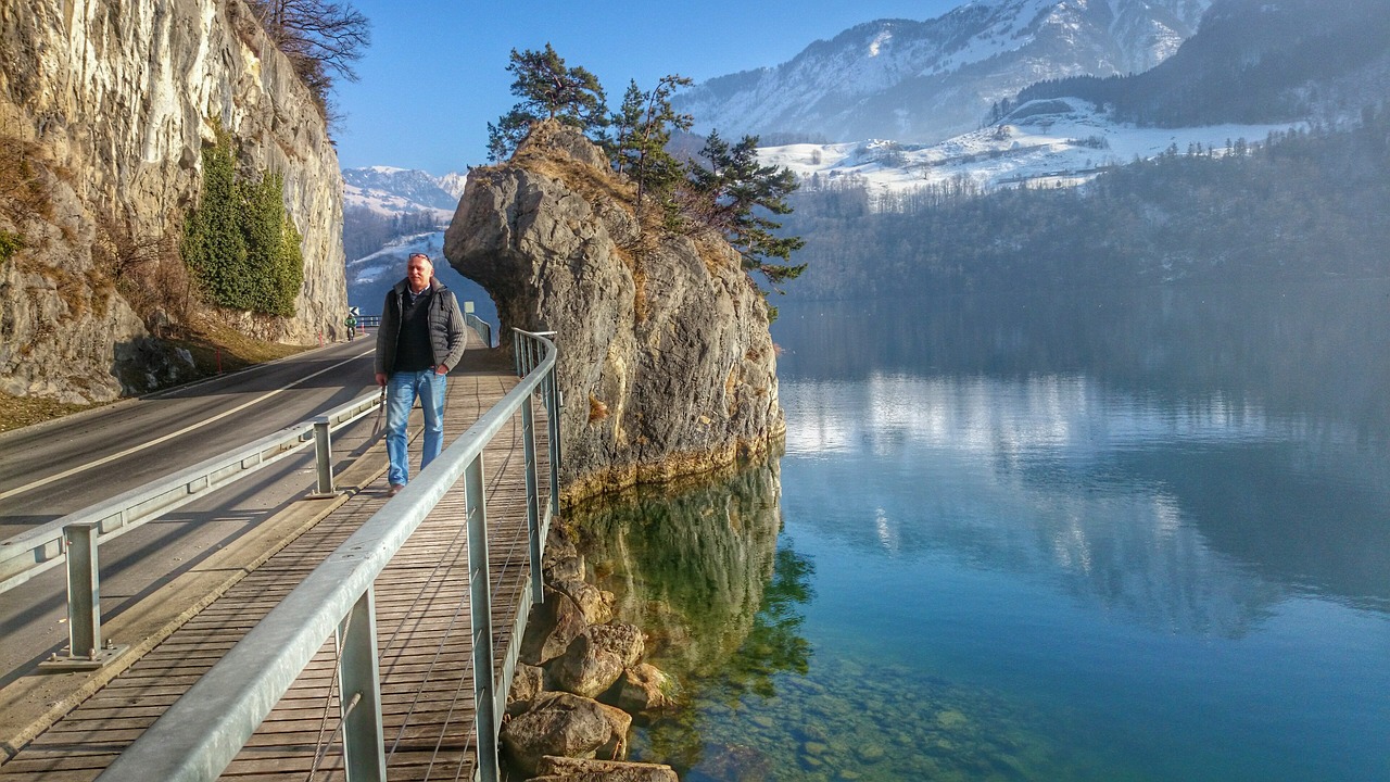 alpine lake way sunny free photo