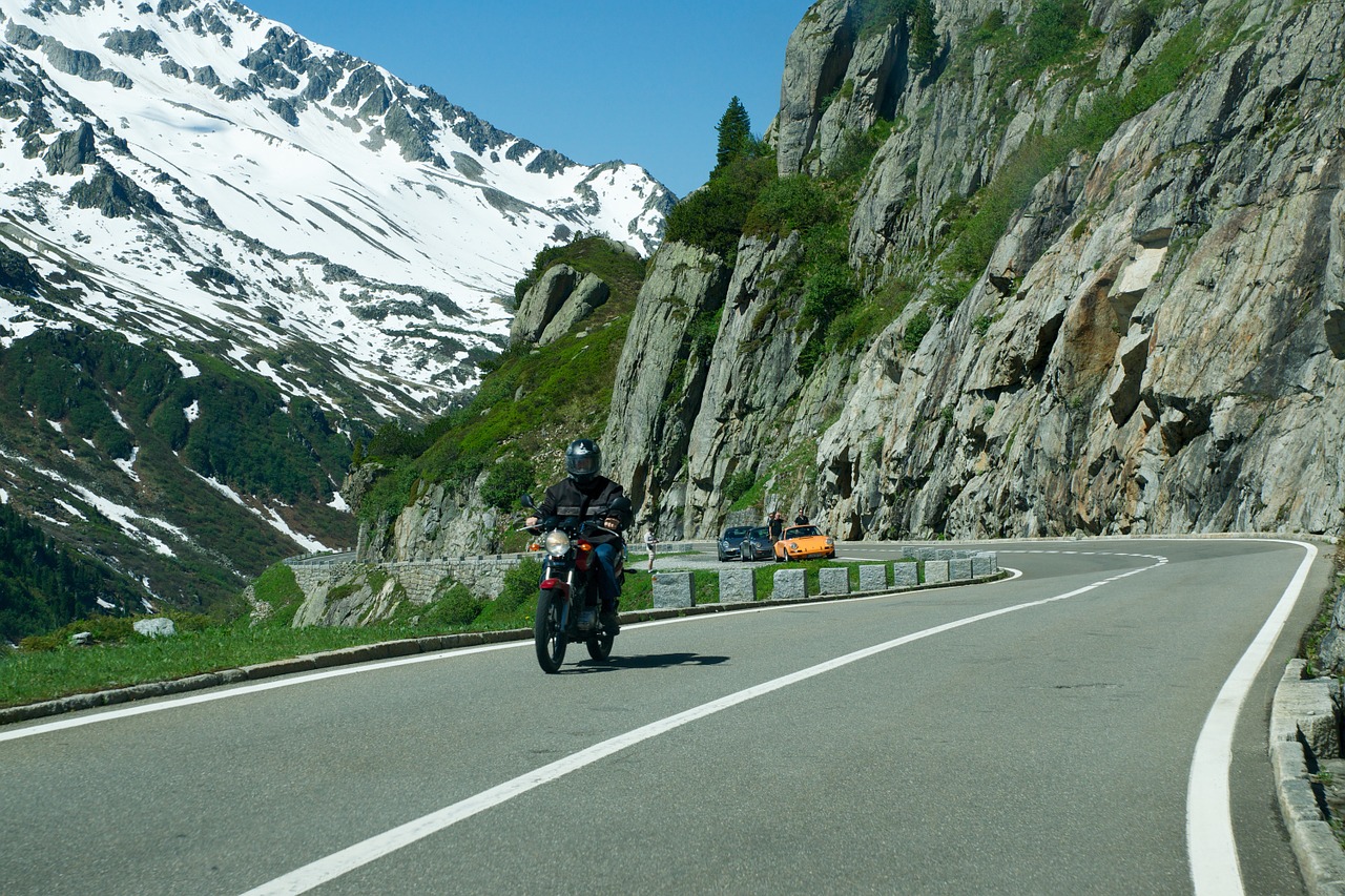 alpine road alpine pass round trip free photo