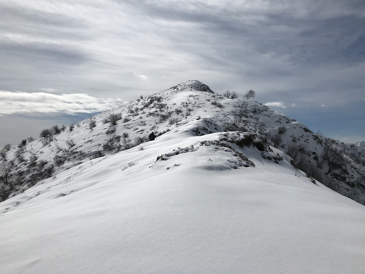 alpine route  alps  alpine free photo