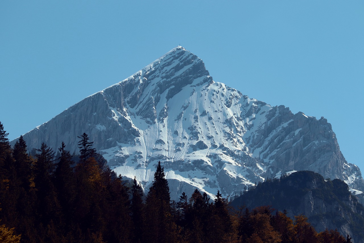 alpspitze  alpine  garmisch partenkirchen free photo