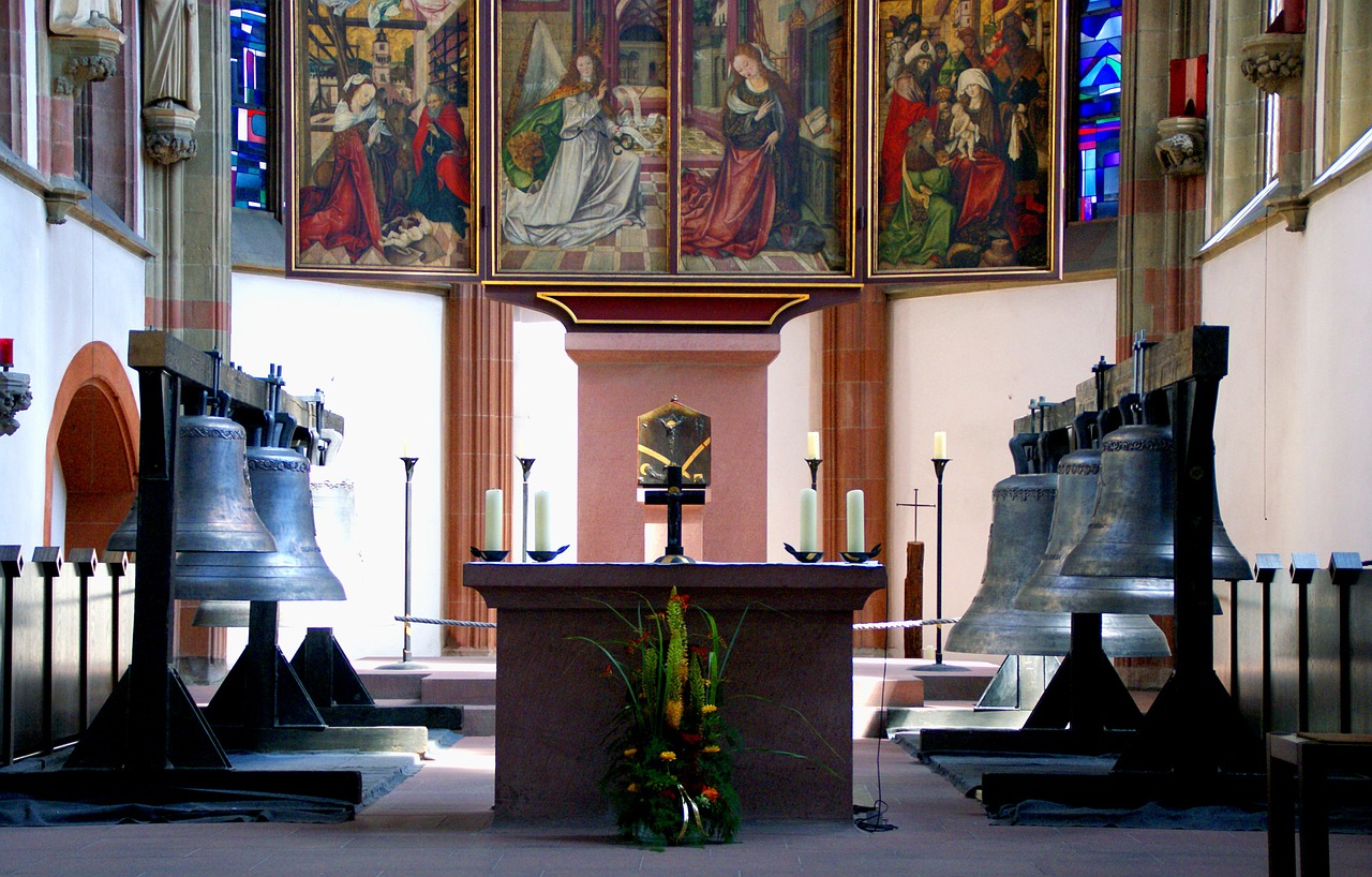 altar bells dom free photo