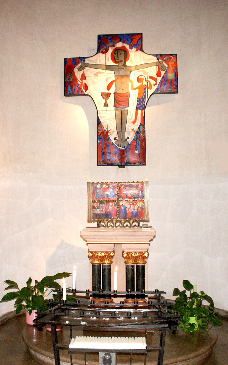 altar church nave free photo