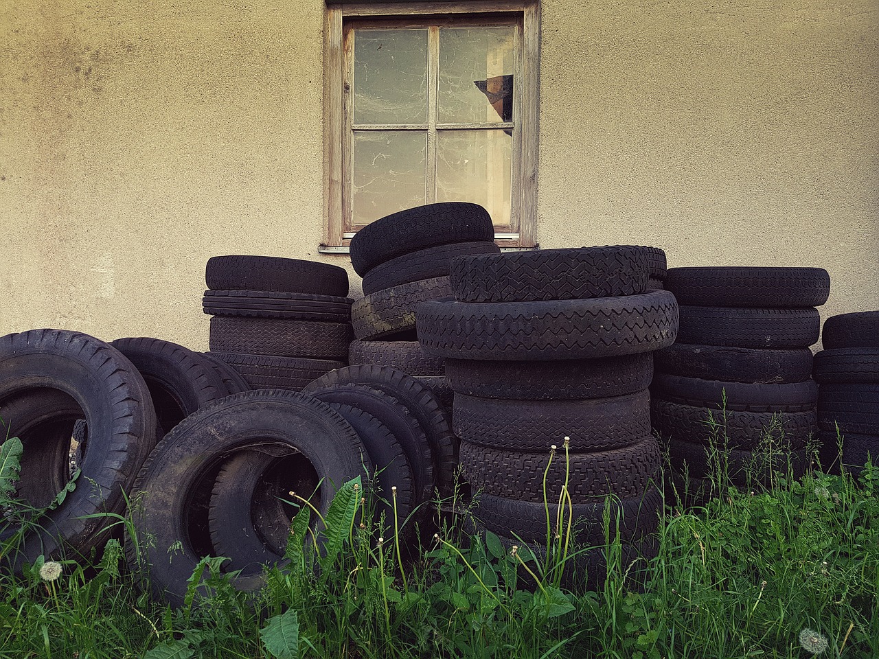 altreifen  auto tires  disposal free photo