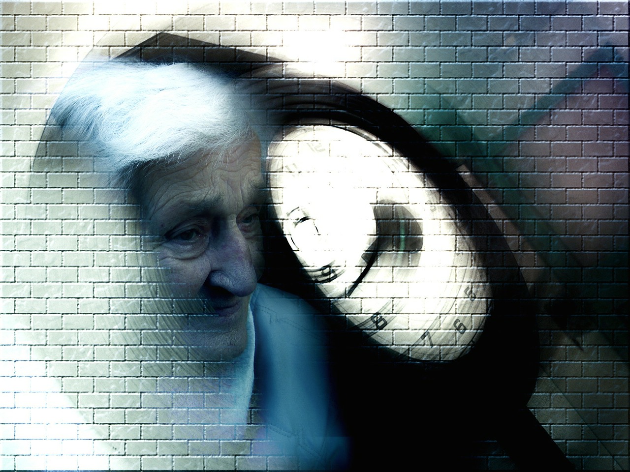 alzheimer's dementia woman free photo