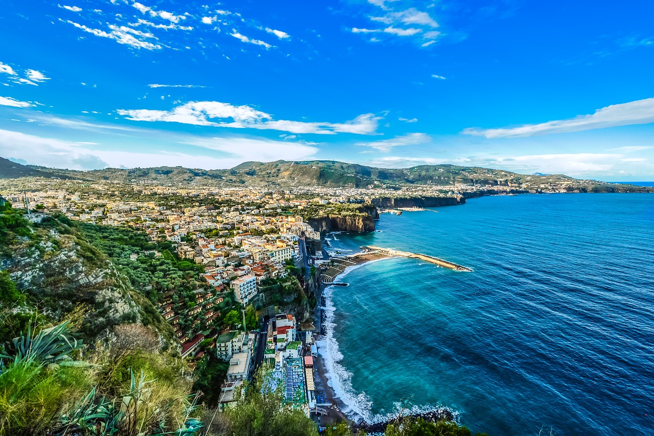 amalfi coast shoreline free photo