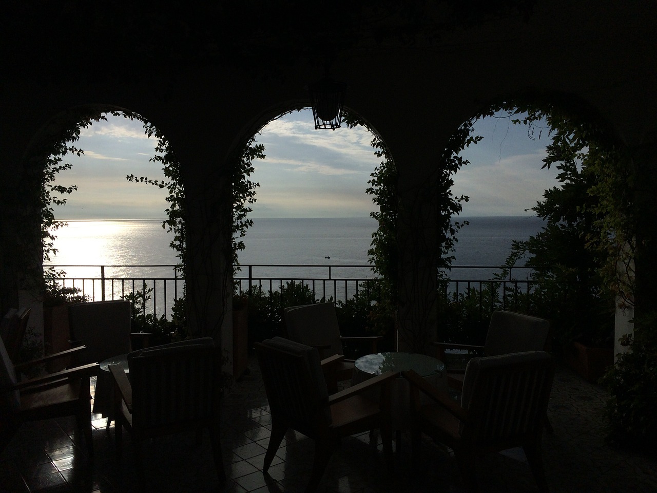 amalfi arches restaurant free photo