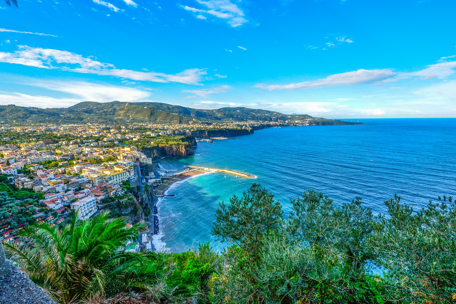 amalfi coast shoreline free photo