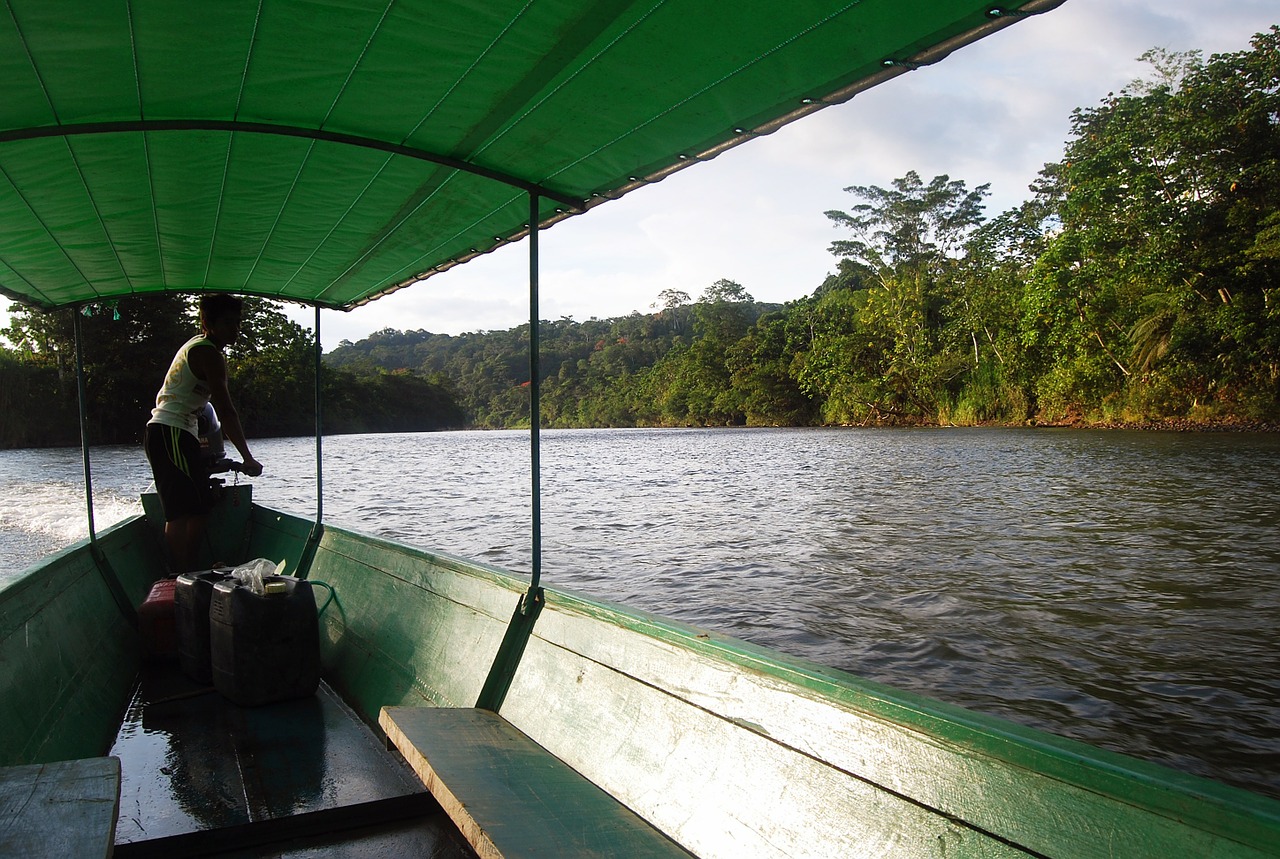 amazon canoe river free photo