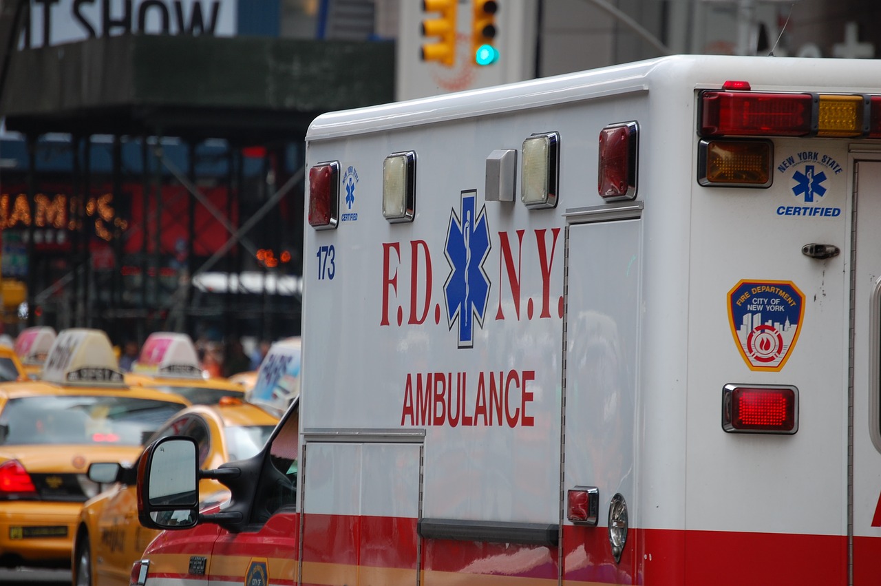 ambulance new york emergency free photo