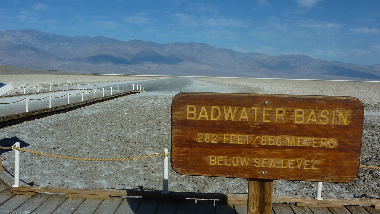 america death valley bath water free photo