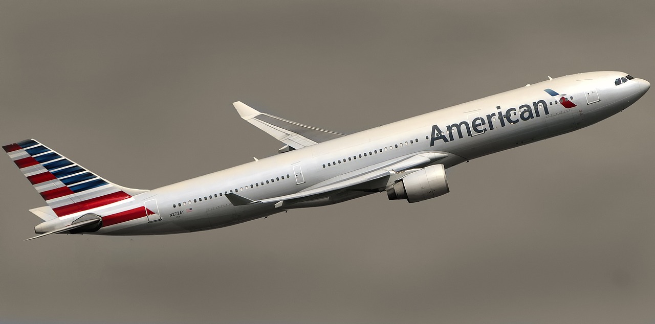 american airline aircraft free photo