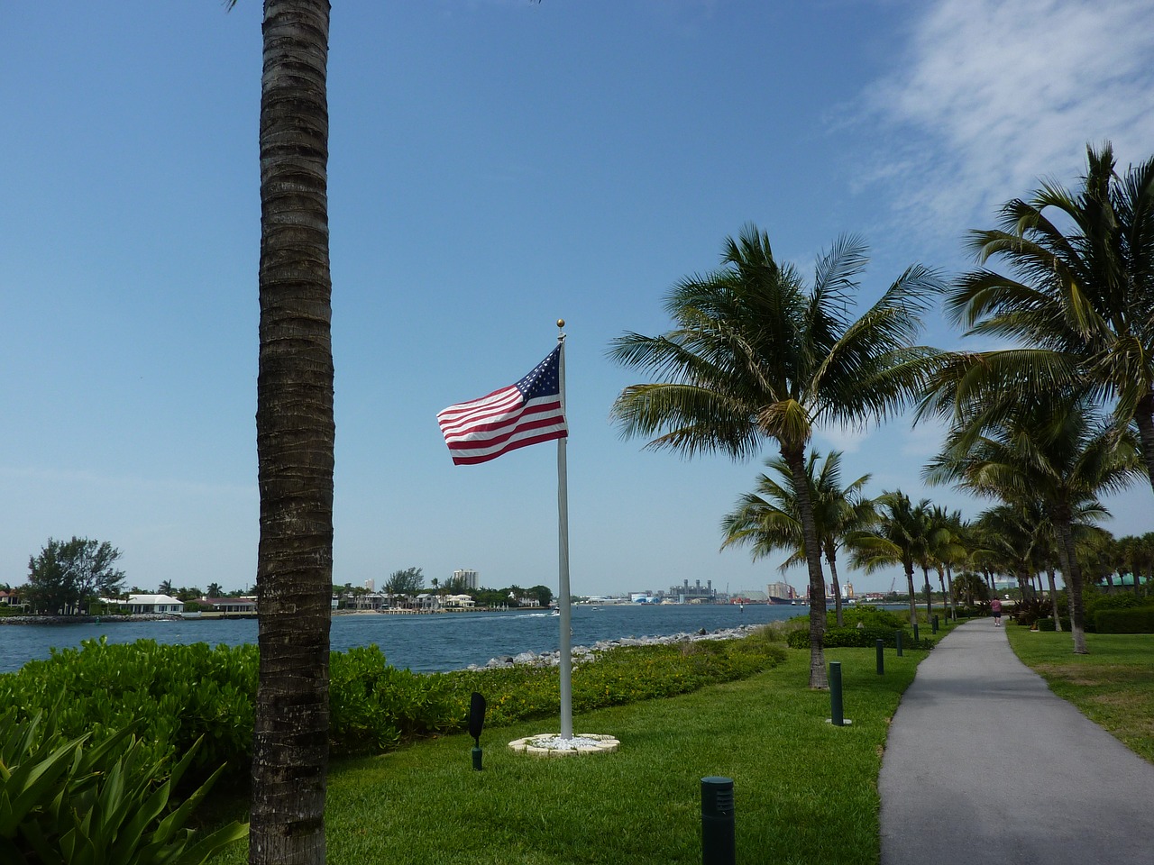 american flag seaside park free photo