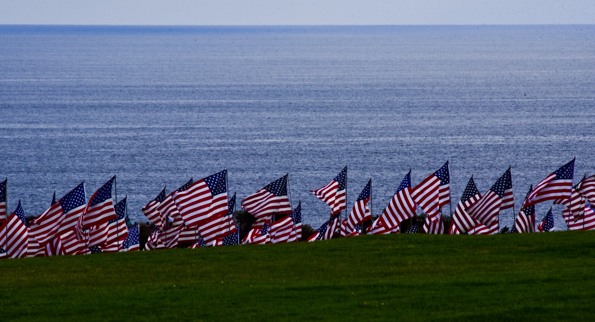 pepperdine flag american flags 911 free photo