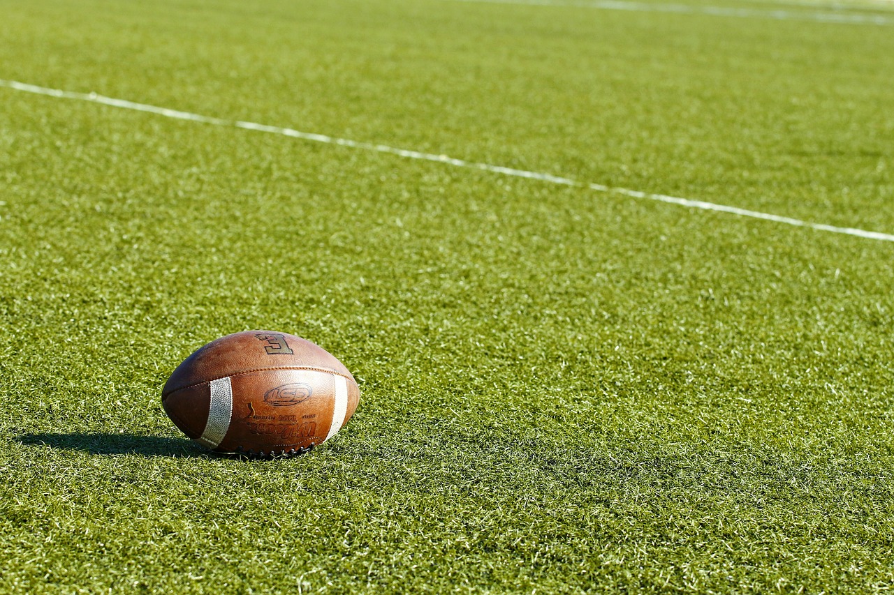 american football  ball  field free photo