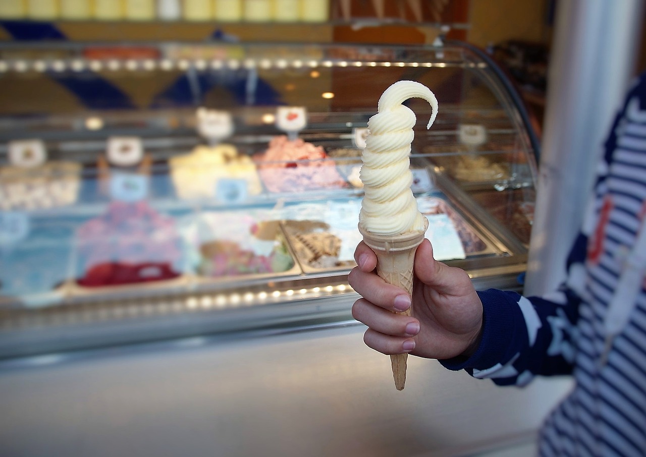 american ice cream ice cream cone confectioner's free photo
