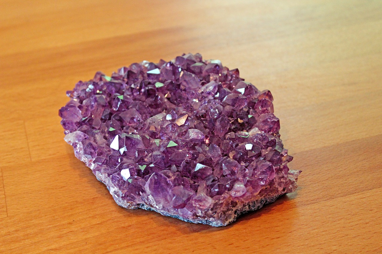 amethyst crystal gem free photo