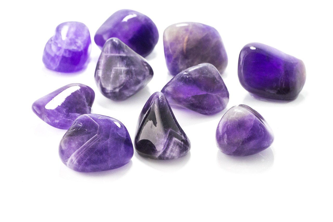 amethyst  trumlad  mineral free photo