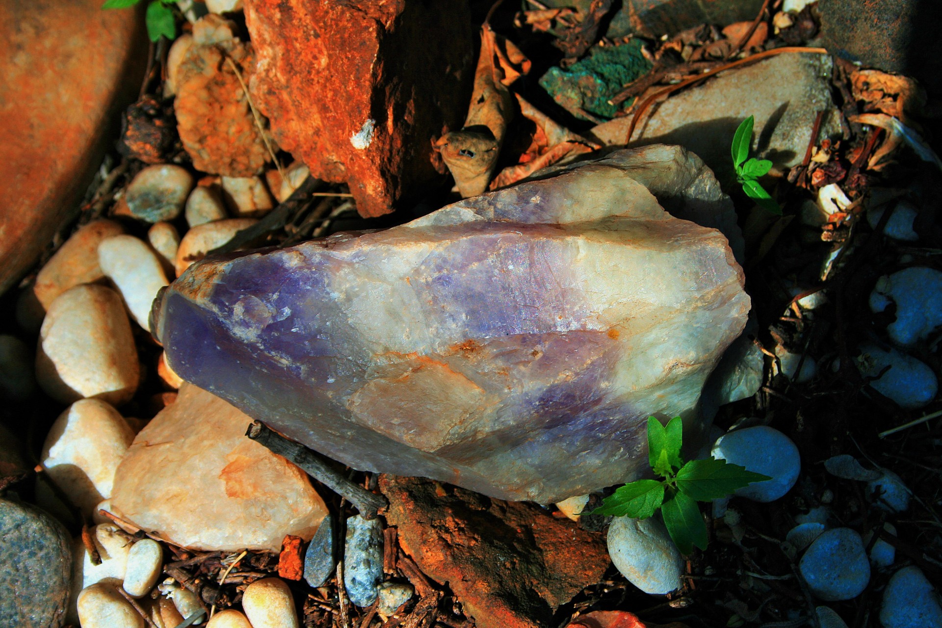 stone semi-precious purple free photo
