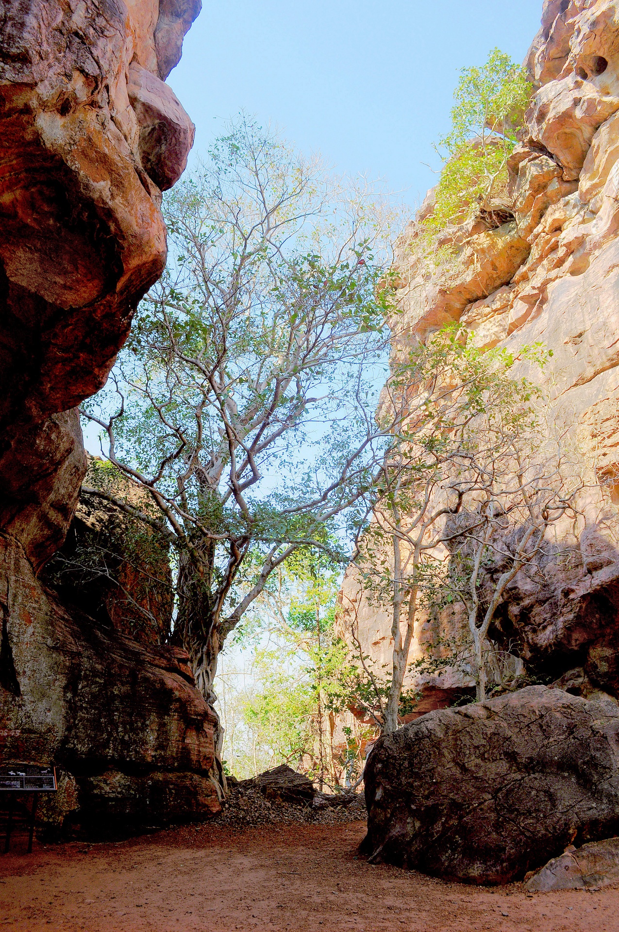 rocks historical ancient free photo