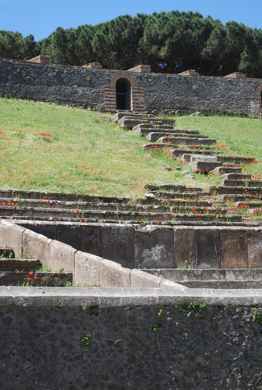 amphitheater ruins seating free photo