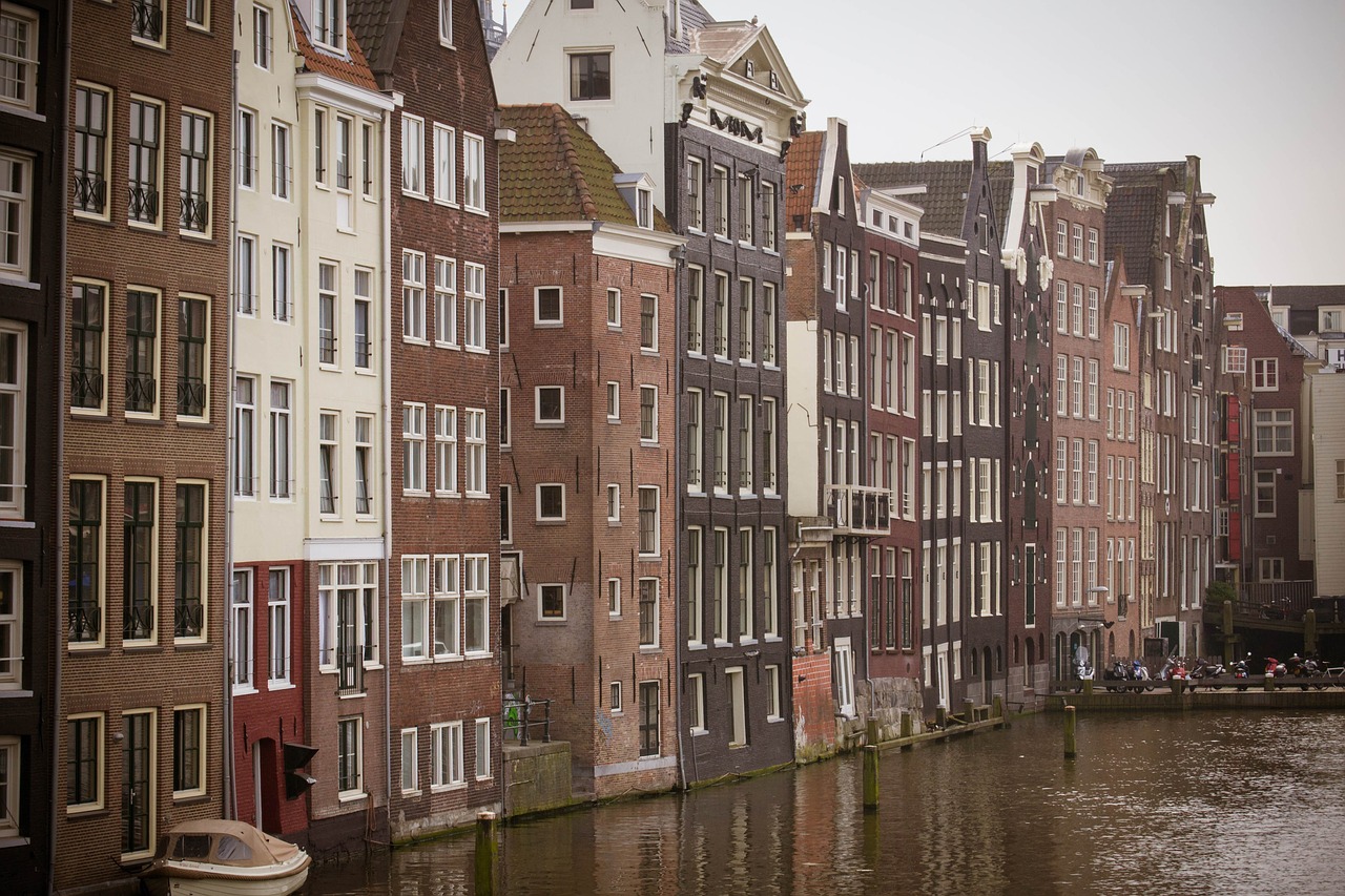 amsterdam houses canal free photo