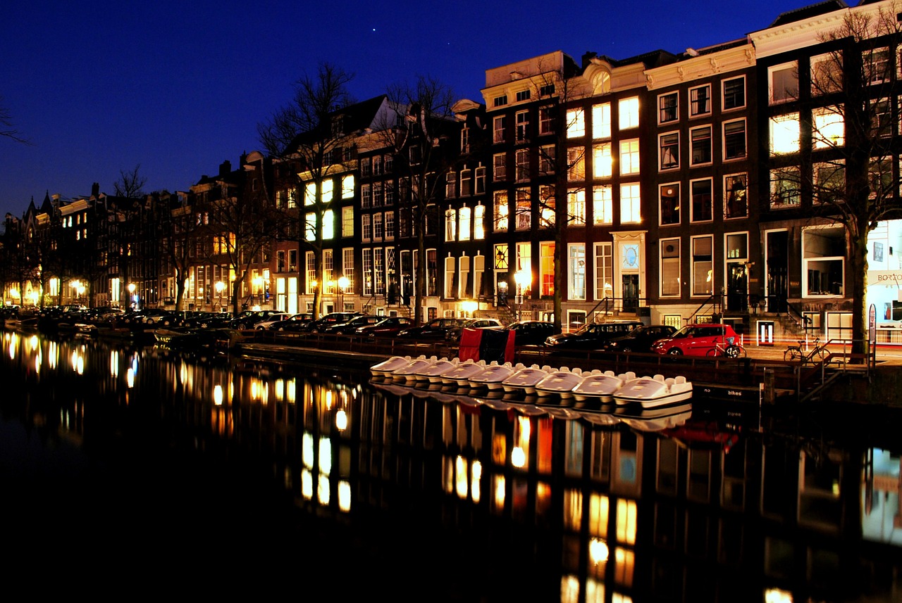 amsterdam canal europe free photo