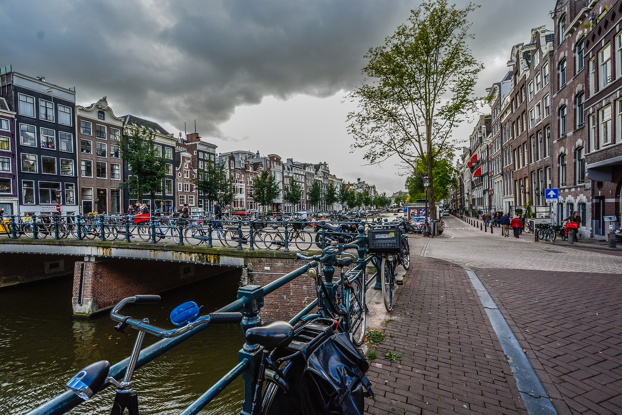 amsterdam storm bicycles free photo
