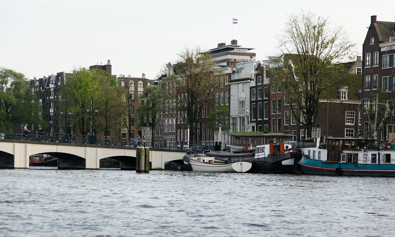 amsterdam netherlands canal free photo