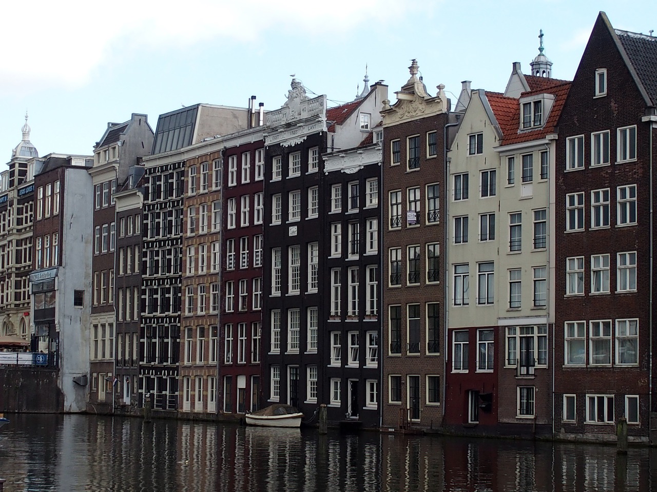 amsterdam netherlands downtown free photo
