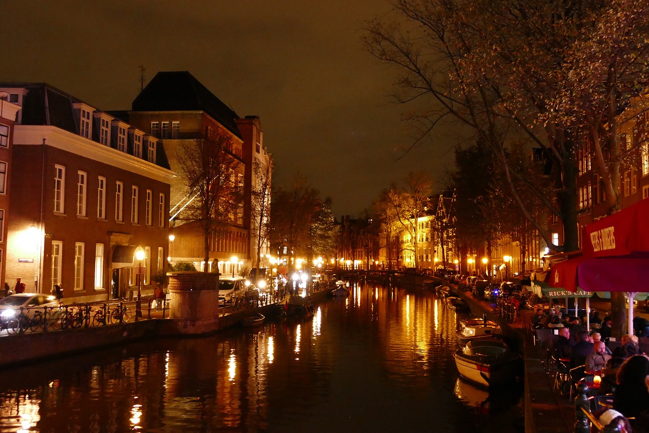 amsterdam travel water evening free photo