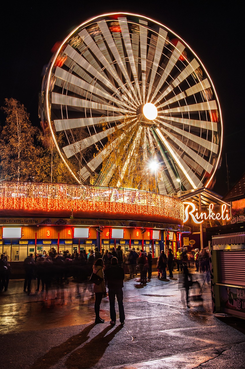 amusement park wheel light free photo