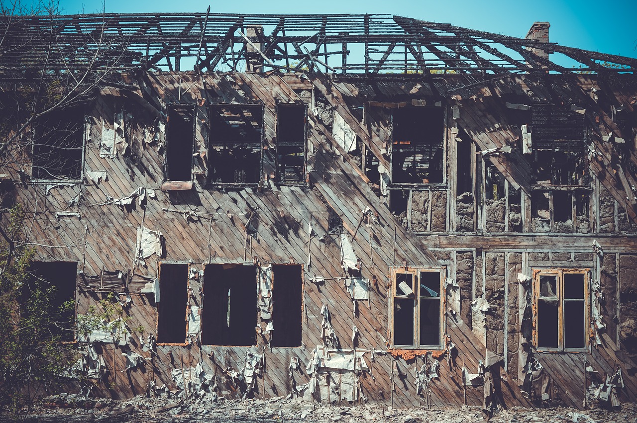 an abandoned  building  house free photo