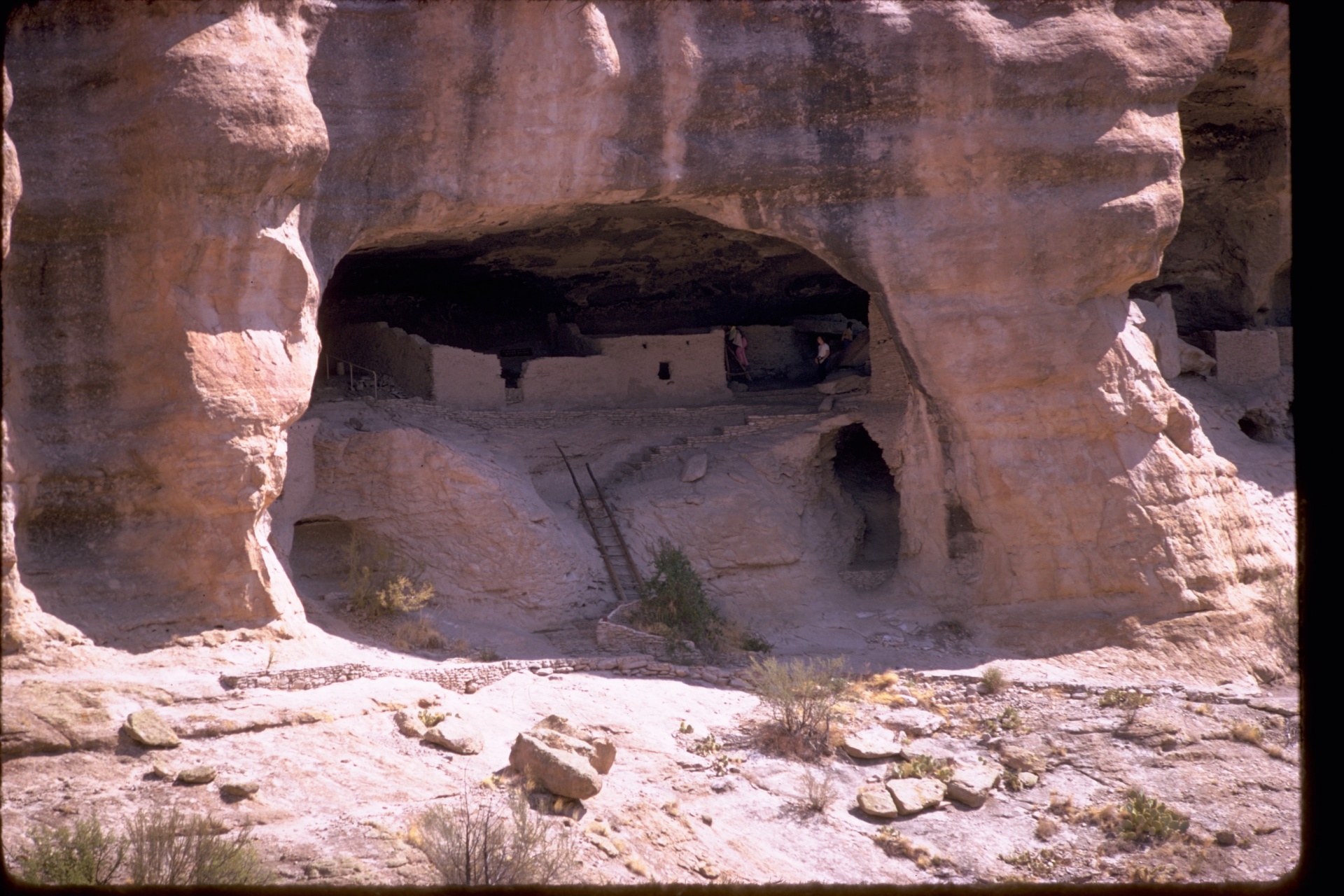 indian cliff dwellings free photo