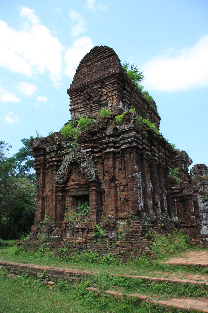 ancient tower heritage vietnam free photo