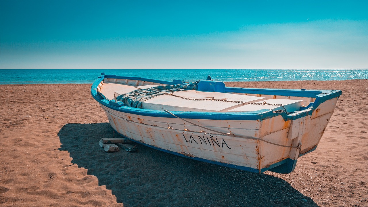 andalusia boat beach free photo