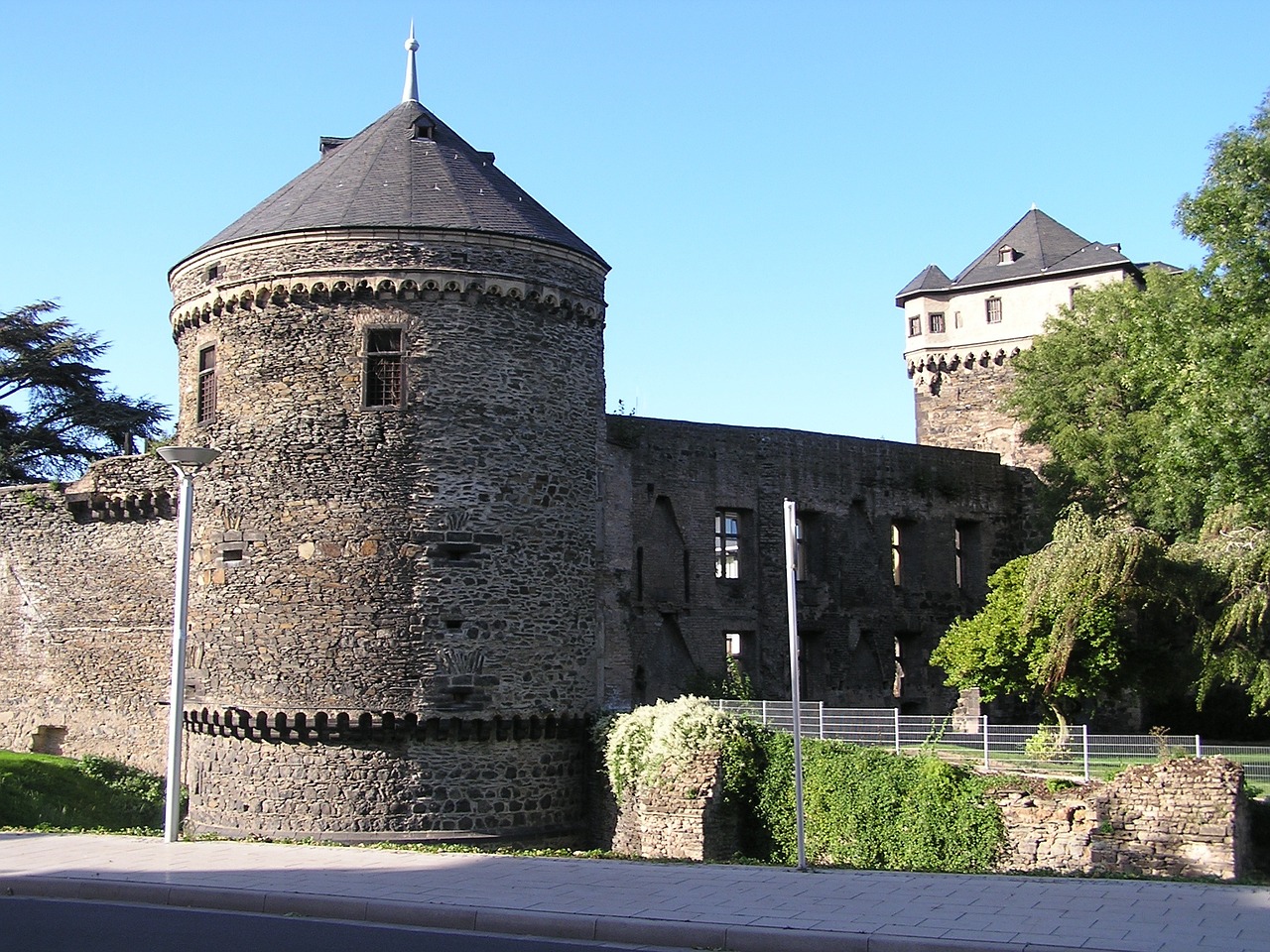 andernach castle ruin free photo