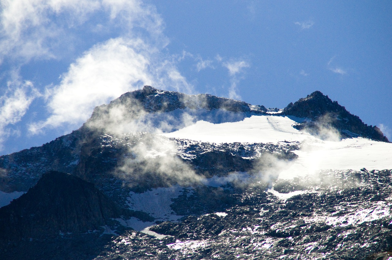 aneto landscape mountain free photo