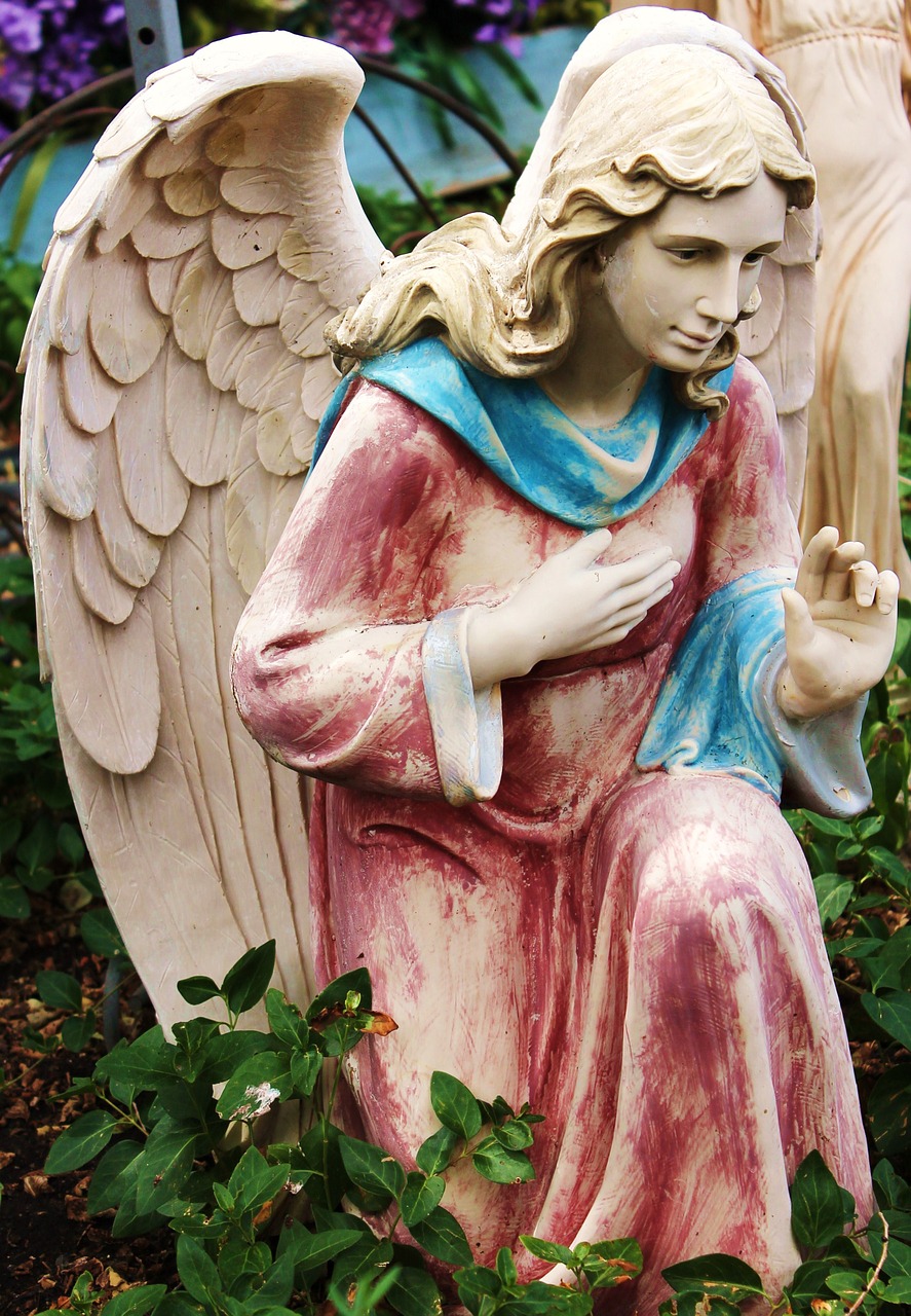 angel yard art statue free photo
